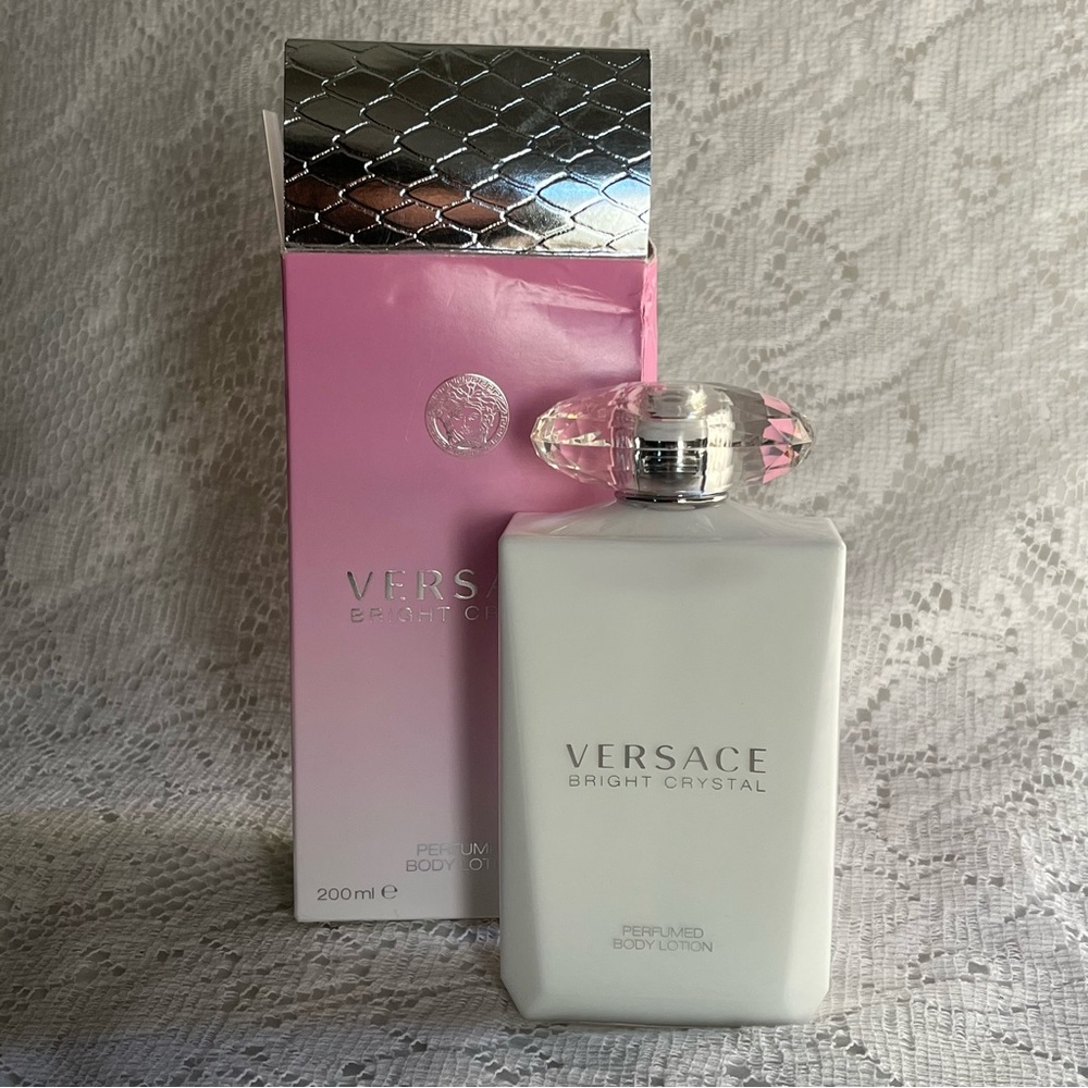 Versace Bright Crystal Perfumed Body Lotion